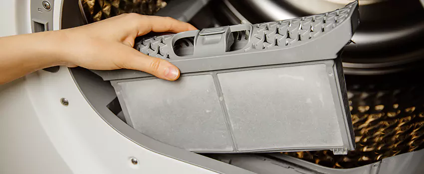Signs Of A Clogged Dryer Lint Trap in Aliso Viejo, California